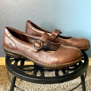 Born Women’s Brown Leather Maryjane. Sz-8.5